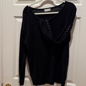 Chic Black Long Sleeve Top with Button Detail